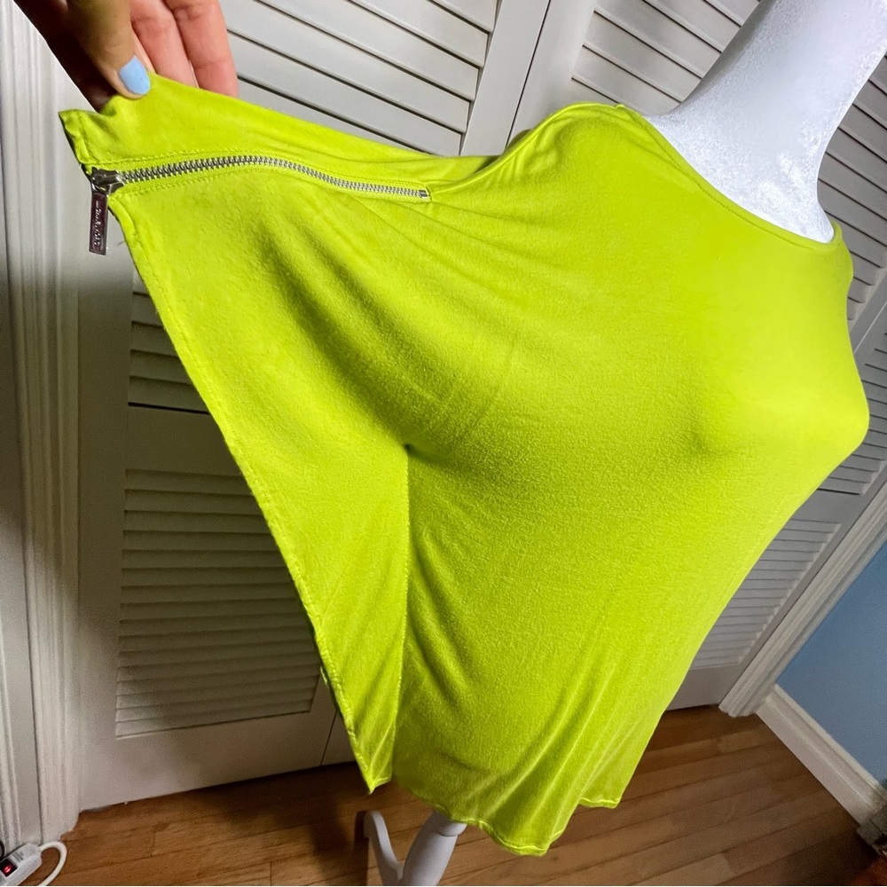 Micheal Kors size med women's top line green